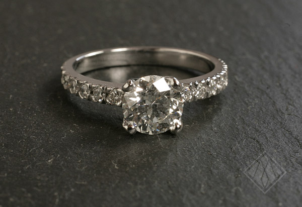 0032_Tracy_Matthews_diamond Engagement ring