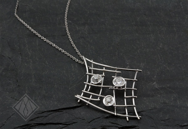 0043_Tracy_Matthews_heirloom_diamond_necklace