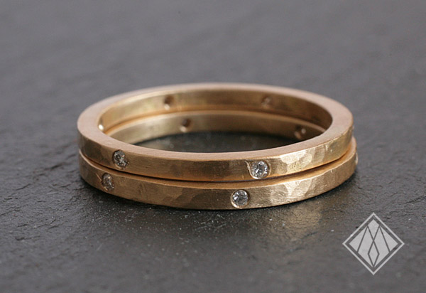 0073_Tracy_Matthews_hammered gold bands